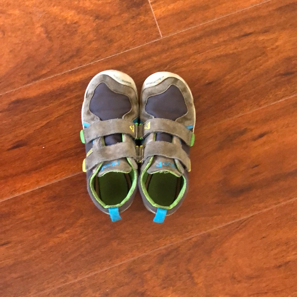 Plae Kids Shoes Size 12.5